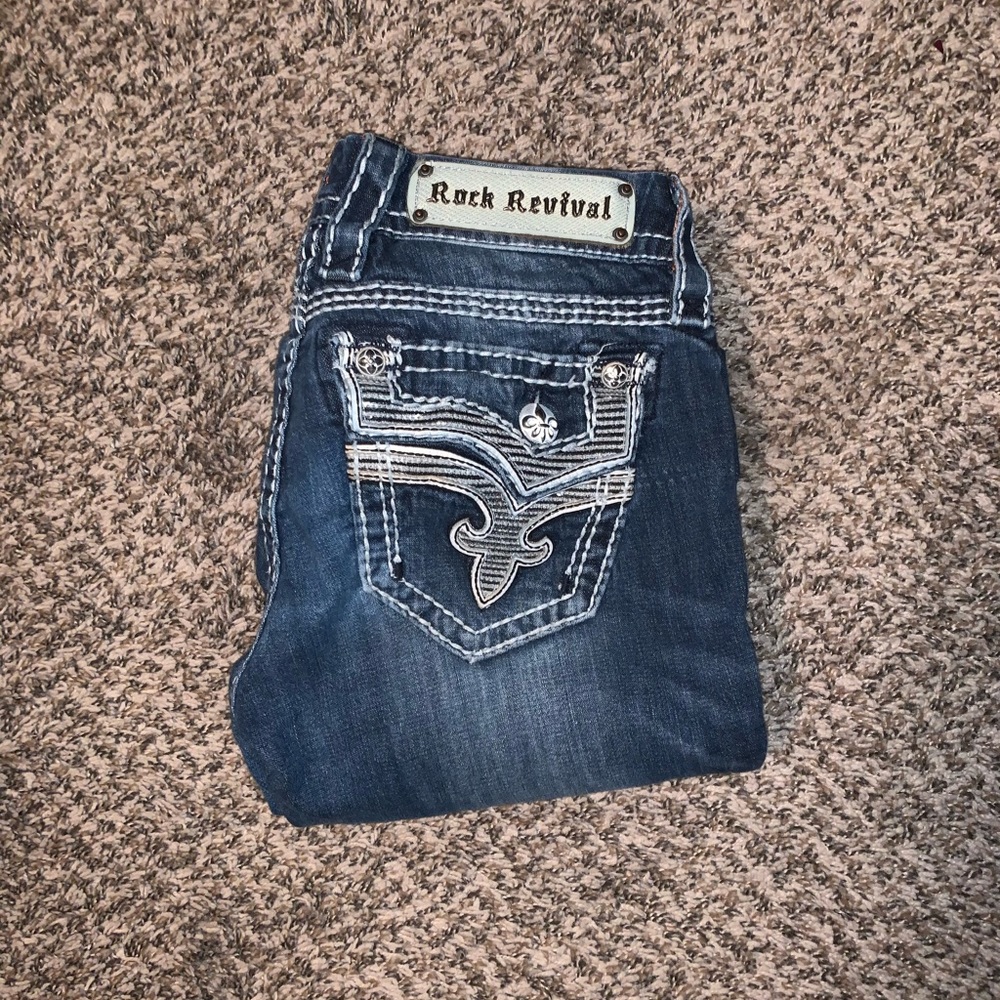 Women’s Rock Revival Jeans!
